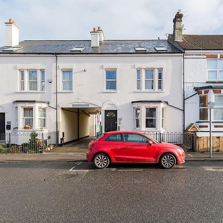 Watford Junction Apartment Exterior photo